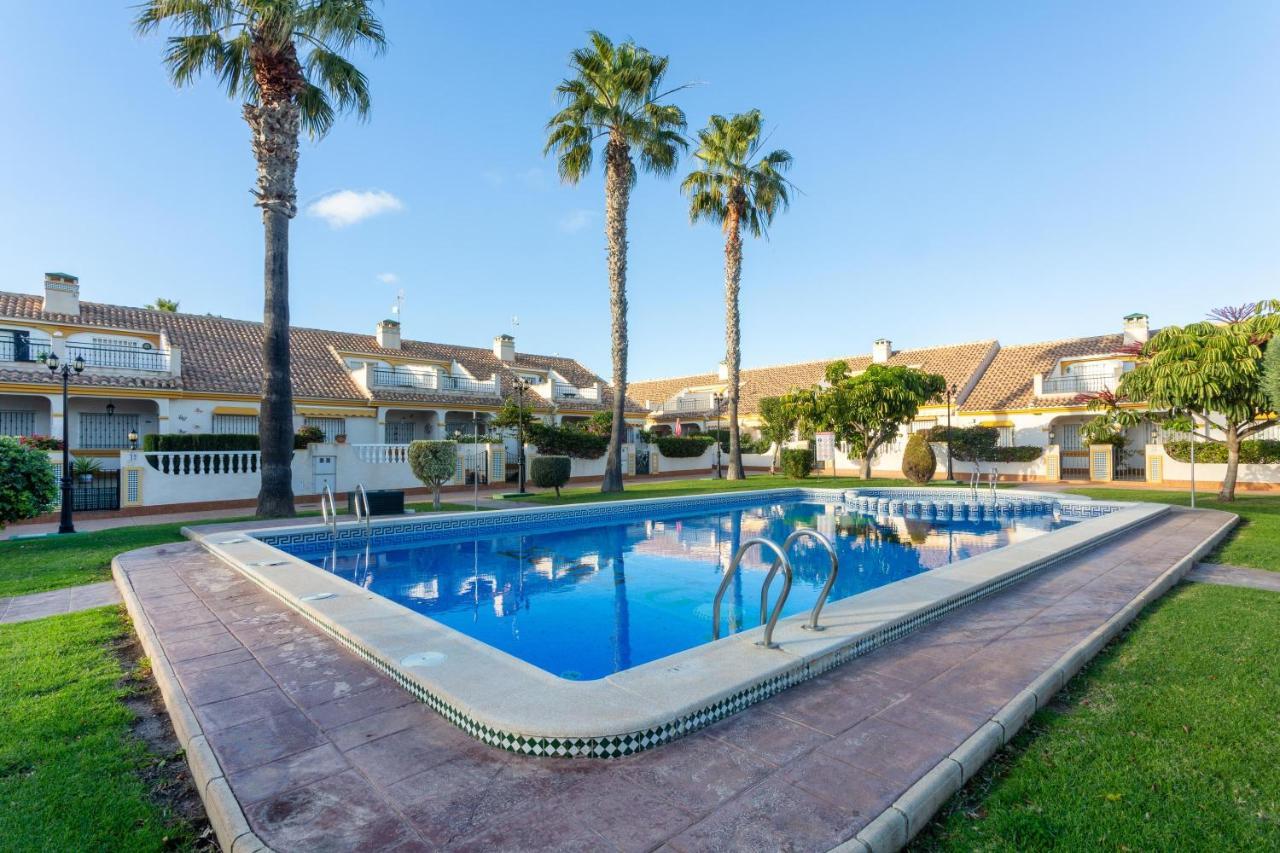 Pool-Side Townhouse In Cabo Roig Βίλα Οριουέλα Εξωτερικό φωτογραφία