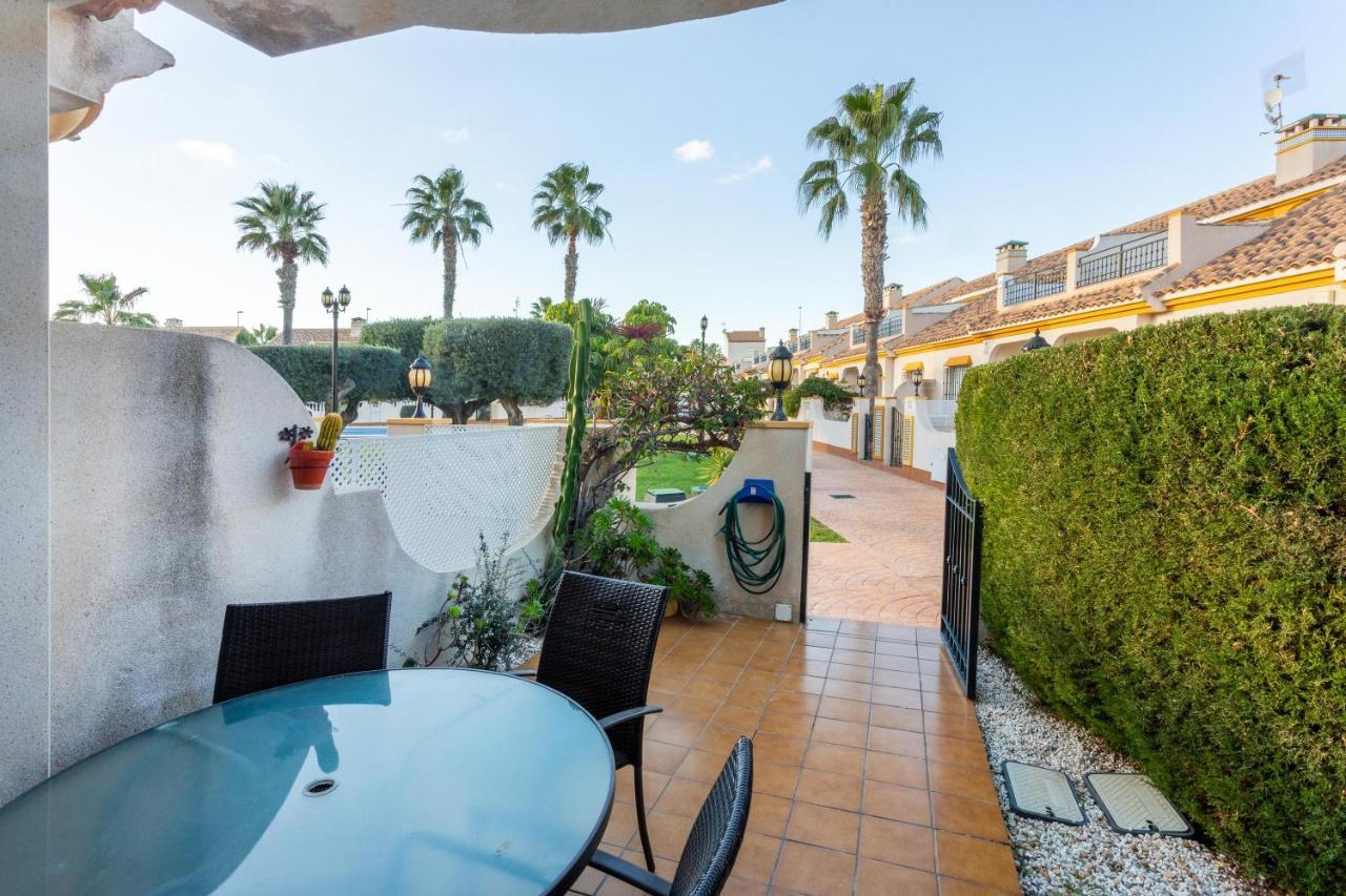 Pool-Side Townhouse In Cabo Roig Βίλα Οριουέλα Εξωτερικό φωτογραφία