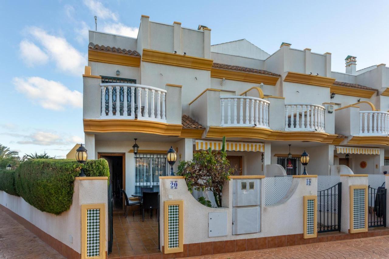 Pool-Side Townhouse In Cabo Roig Βίλα Οριουέλα Εξωτερικό φωτογραφία